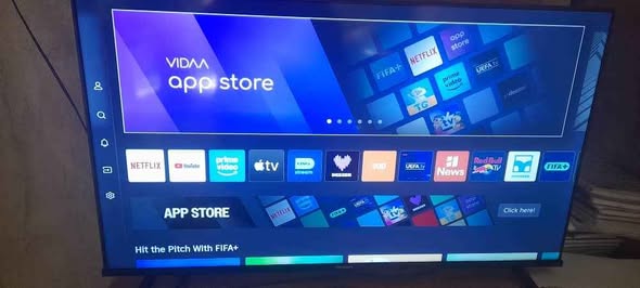 40" Hisense smart TV photo 1