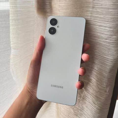 Samsung A06 photo 2
