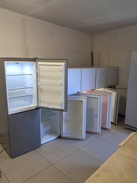 Fridges photo 2