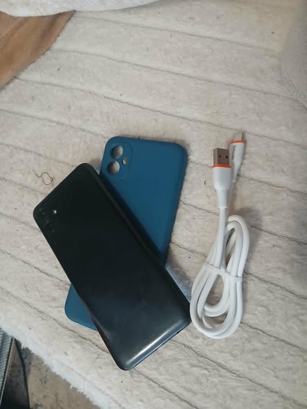 Samsung A04e photo 1