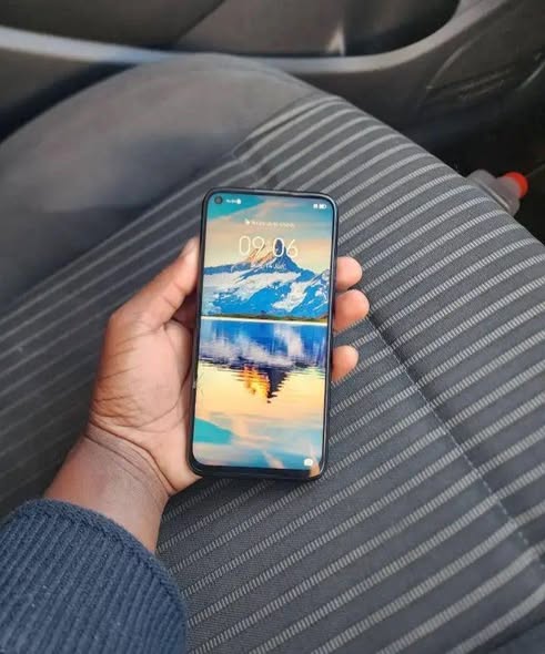 Huawei p40 lite photo 1