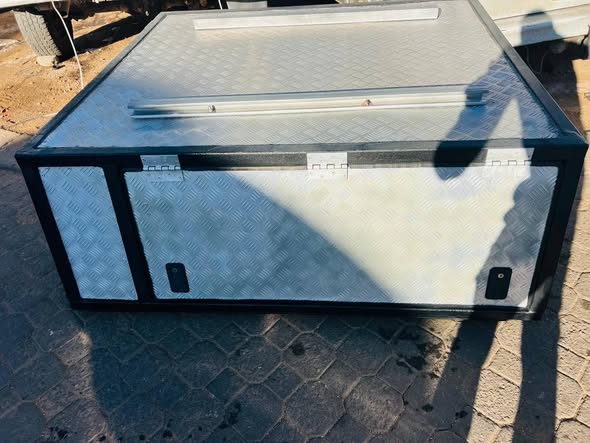 NISSAN NP300 CANOPY DOUBLE CAB photo 1