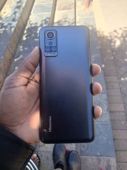 Hisence H60 infinity photo 1