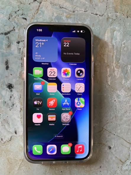 IPhone 14 Plus photo 2