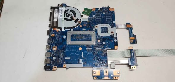 HP 250 G6 Motherboard photo 2
