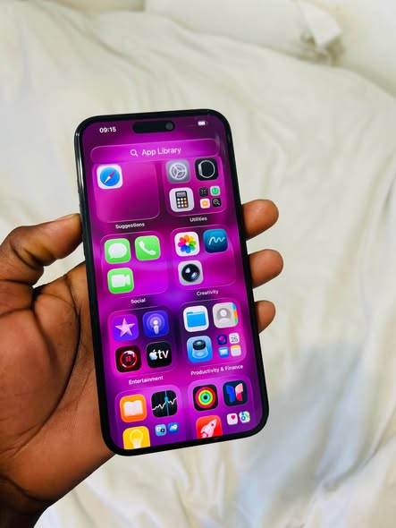 iPhone 16 plus 128GB photo 4
