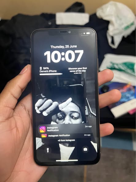 iPhone 11 Pro Max photo 3