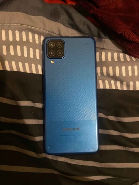 Samsung Galaxy A12 photo 2