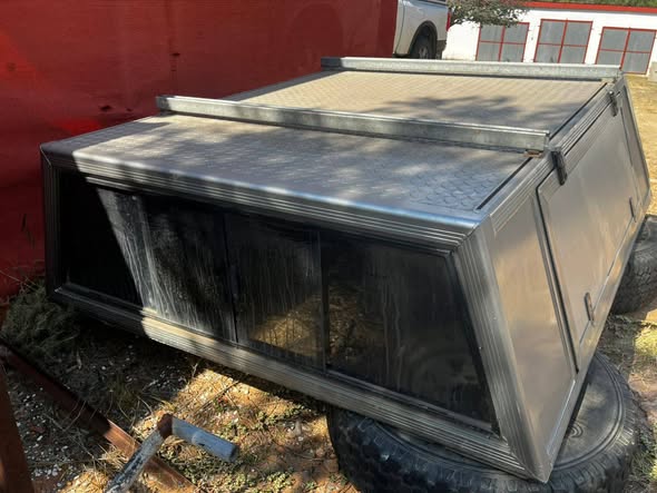 D4D CLUBCAB CANOPY photo 4