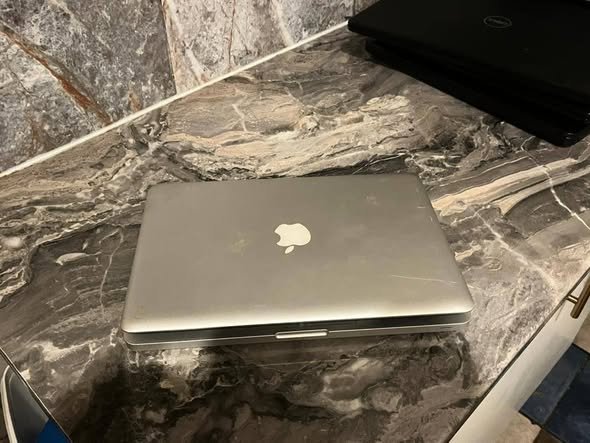 Mac book photo 1