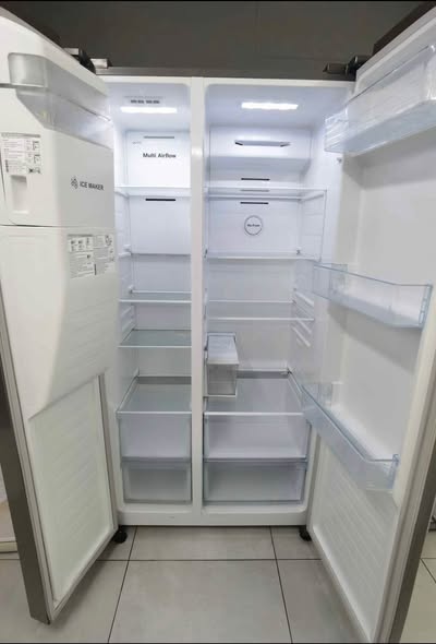Hisense inverter Fridge with ice maker photo 2