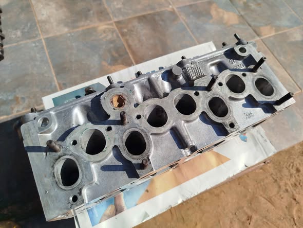 Citi golf 1.3 cylinder head photo 3
