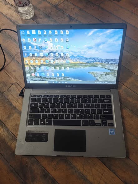 Connex laptop photo 4