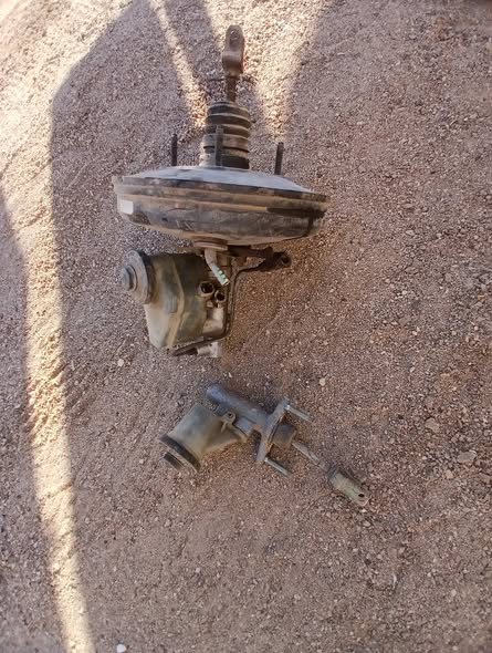 Parts photo 4
