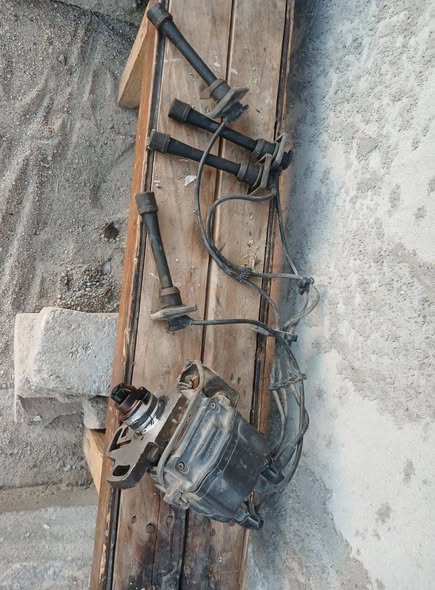 Parts, corolla, mk1 , fr.mzd photo 1