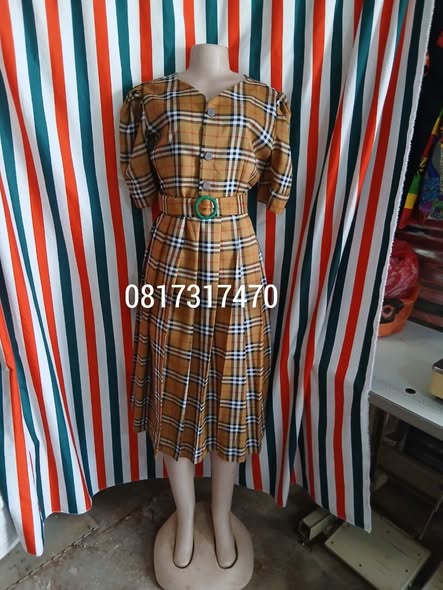 Dress photo 4