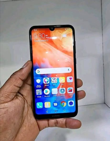 HUAWEI Y7pime photo 1