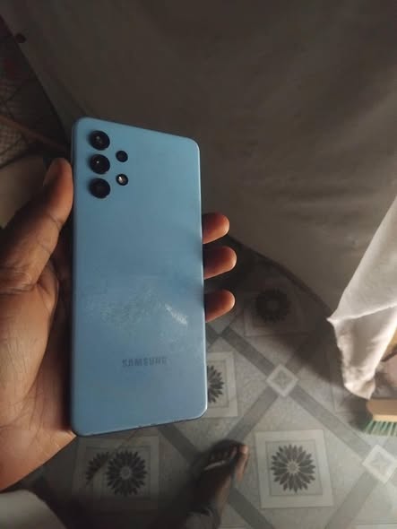 Samsung A32 photo 1
