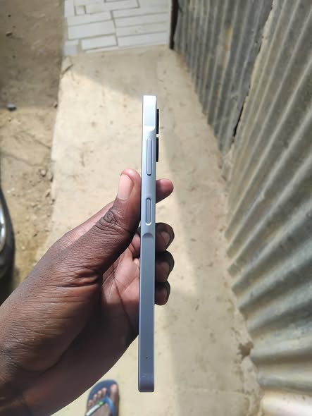 Samsung A06 photo 2