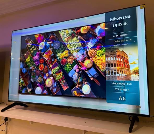 Hisense 70 inch smart tv photo 1