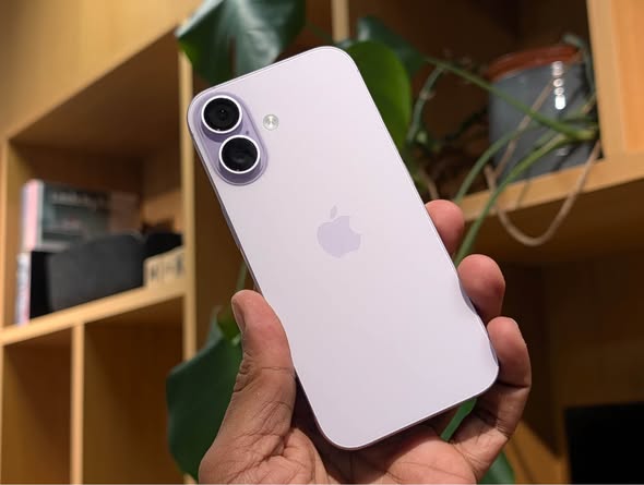 iPhone 17 photo 1