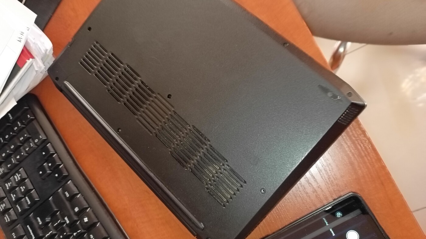 Lenovo IdeaPad Gaming 3 GTX 1650 Laptop for Parts / Repair photo 3