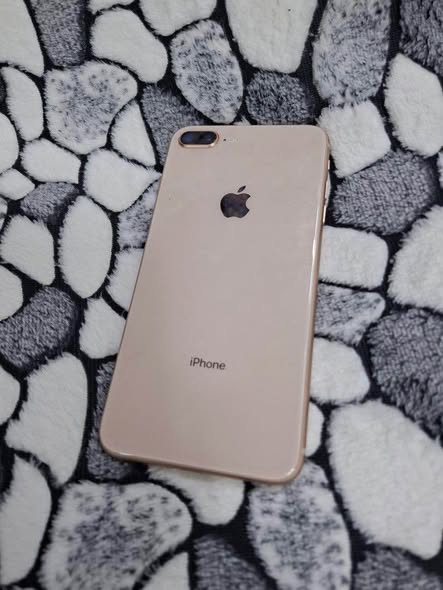 IPHONE 8 PLUS photo 2