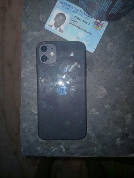 IPhone 11  128gb photo 2
