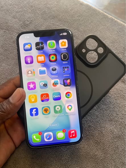 iPhone 13 128gb photo 2