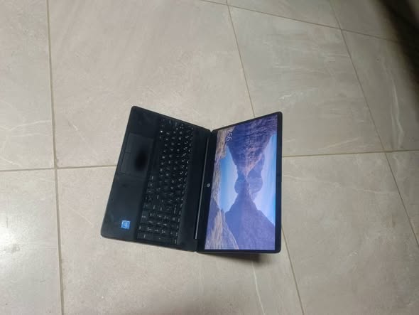 Hp laptop photo 3