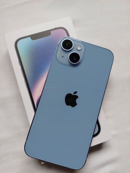 iPhone 14 photo 1