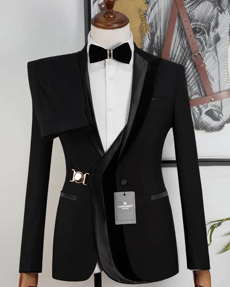 Suits photo 5