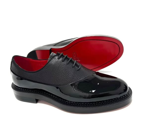 Leather shoes photo 2