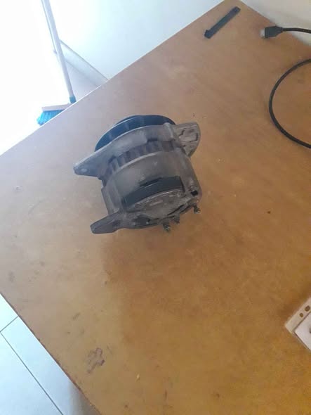 Alternator Ford F250 photo 1