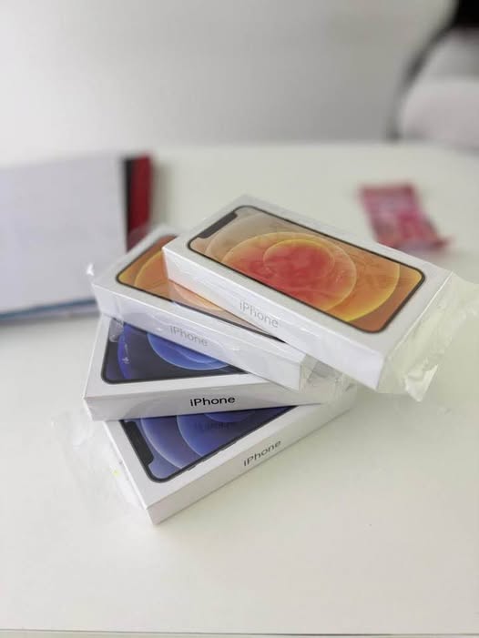 iPhone 12 photo 1
