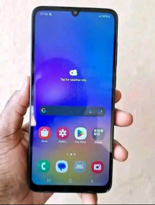 Samsung A05 photo 1