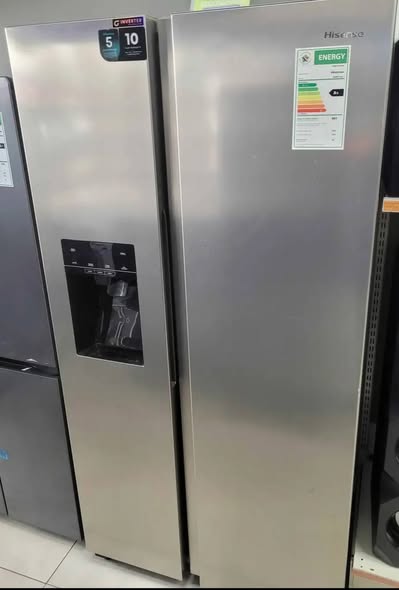 Hisense NoFrost DoubleDoor Fridge photo 1