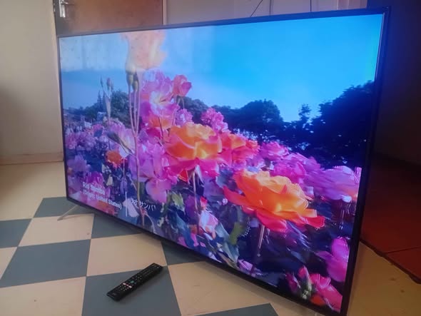 JVC 70 INCH SMART TV photo 5
