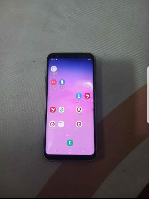Samsung S8 photo 1