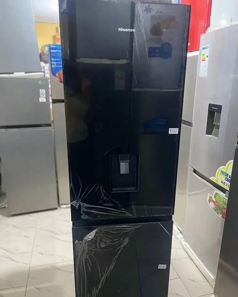Hisense Dispenser Freezer photo 2