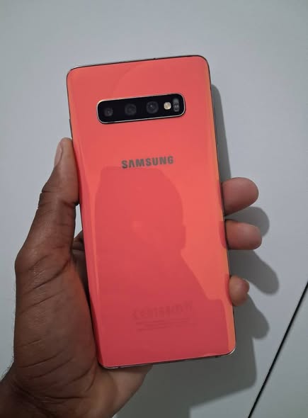 Samsung S10 plus photo 2