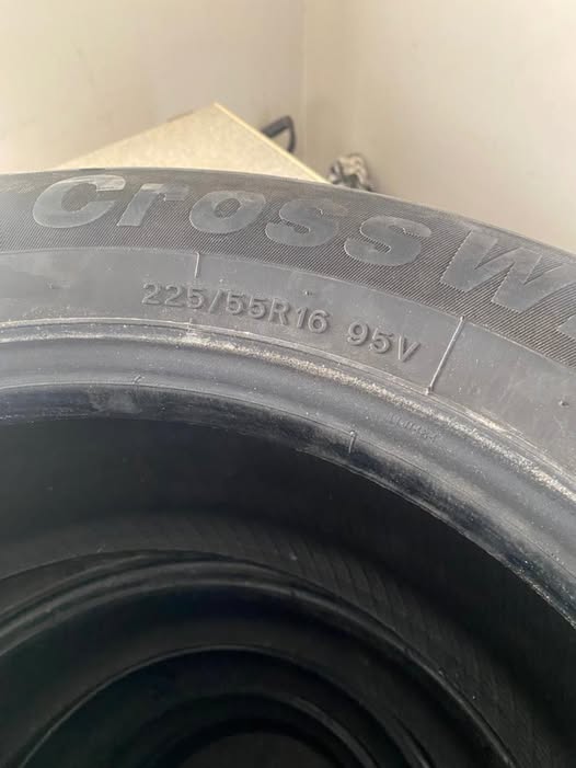2 Tyres photo 1