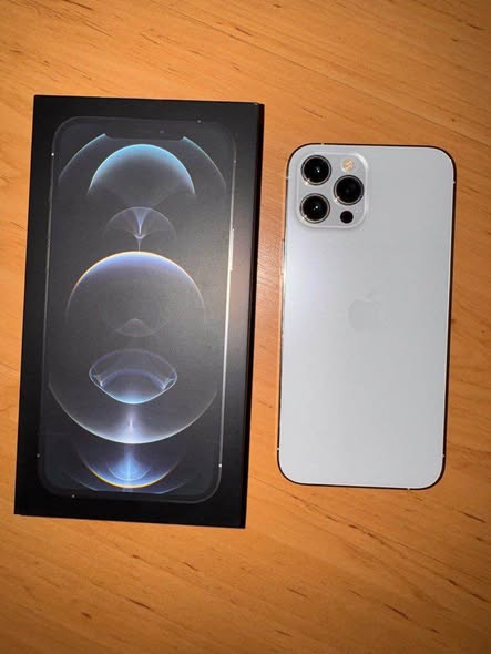 iPhone 12 Pro Max 256GB photo 2