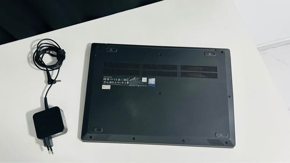 Lenovo Intel PC photo 3