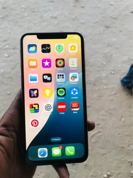 iPhone XS Max 64GB photo 1