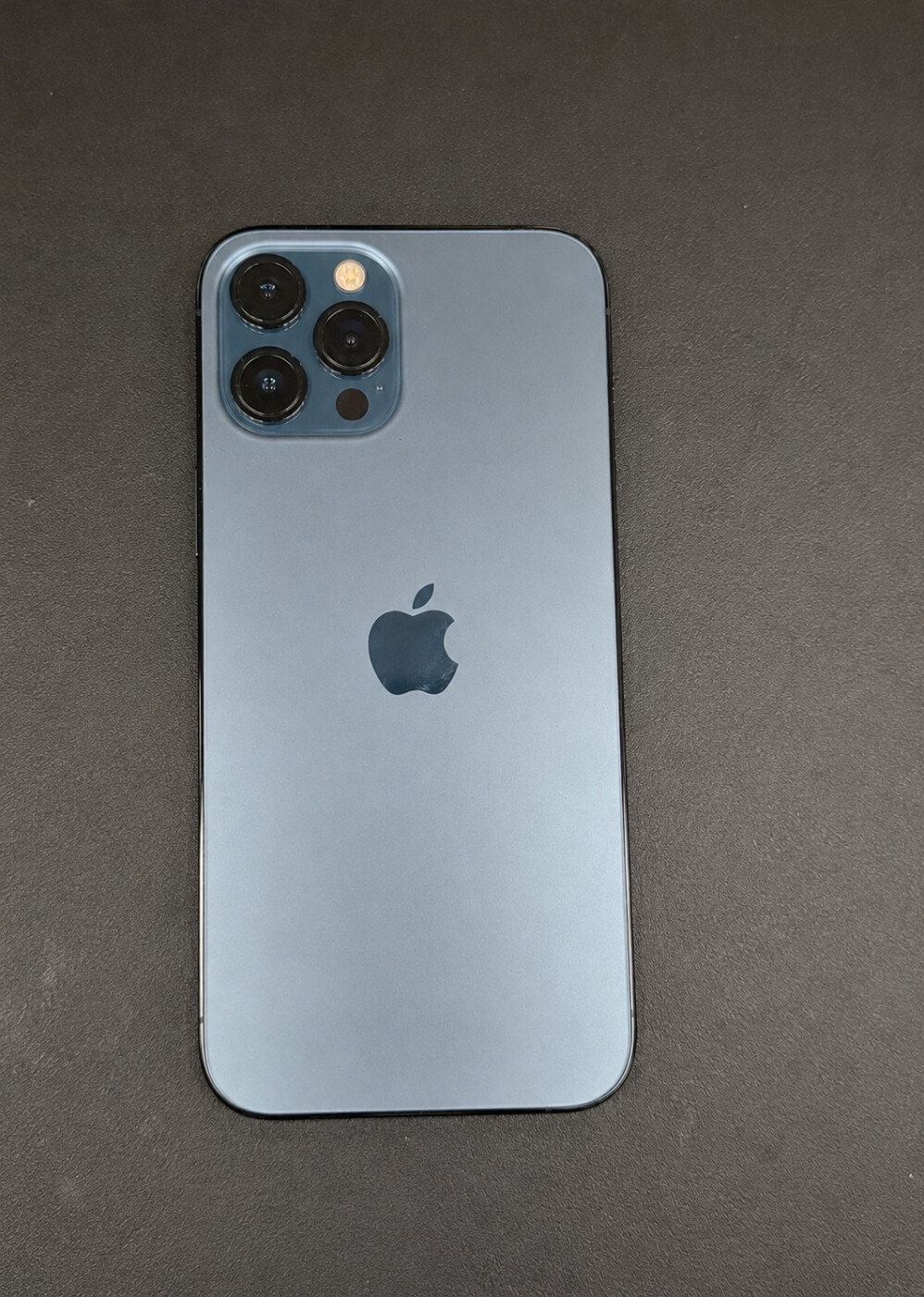 Iphone 12 pro max for sale photo 1