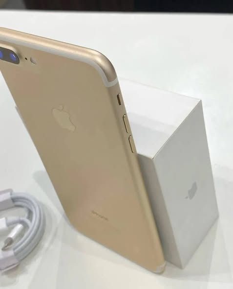 IPHONE 7 PLUS photo 2