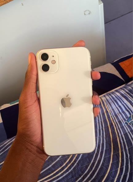 iPhone 11 photo 1