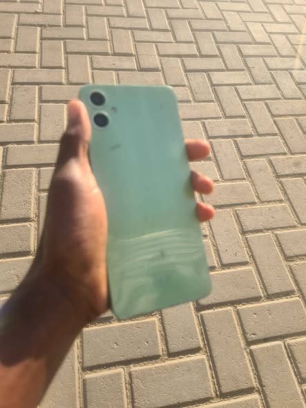 SAMSUNG A05 photo 4