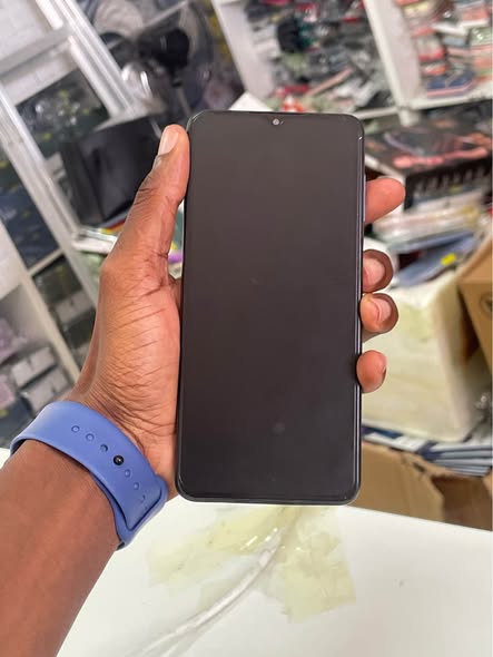 Samsung A12 photo 2